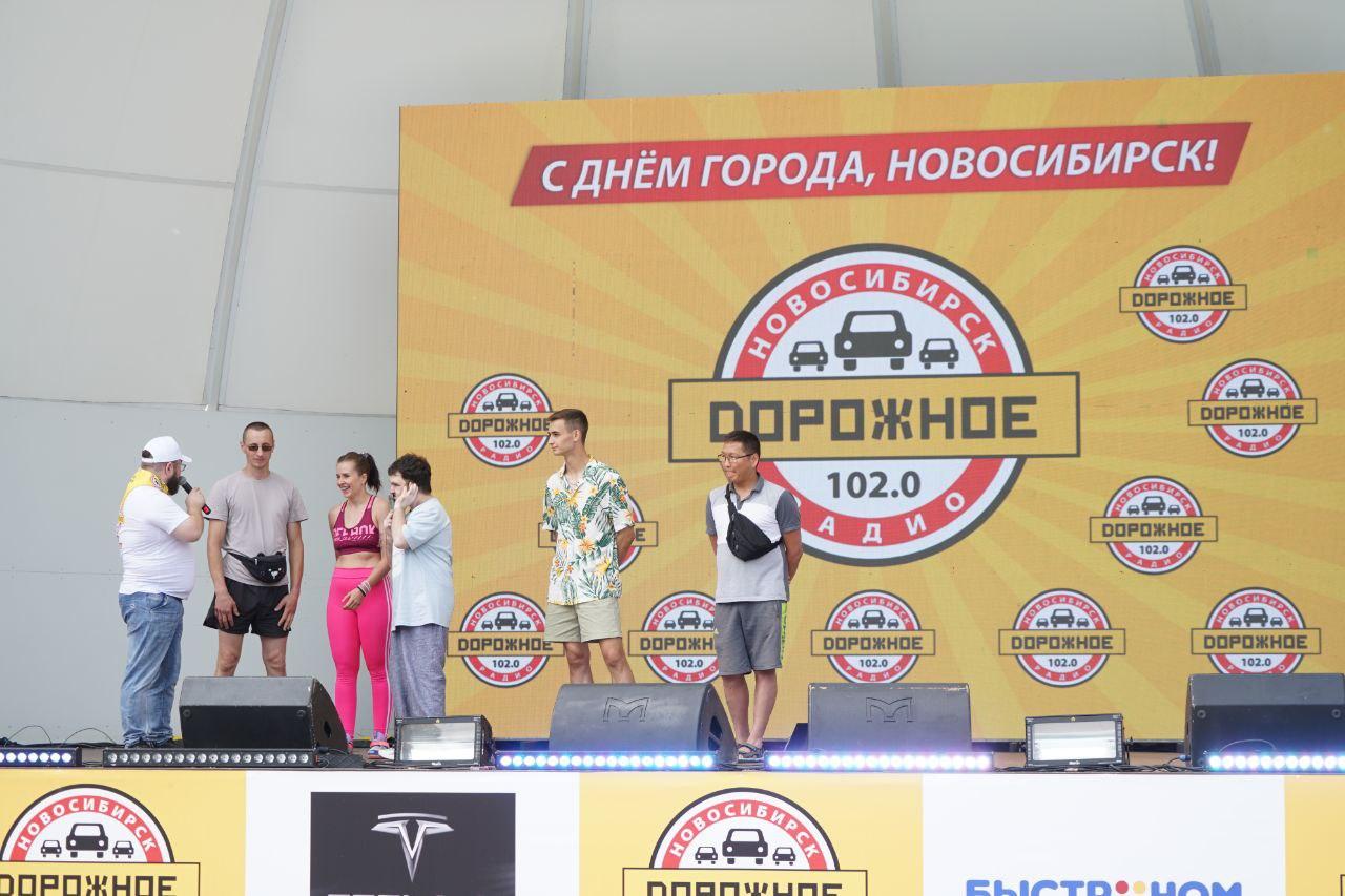 Фото Концерт Ирины Салтыковой и 131 кг баклавы: опубликованы фото празднования Дня города в Центральном парке 30