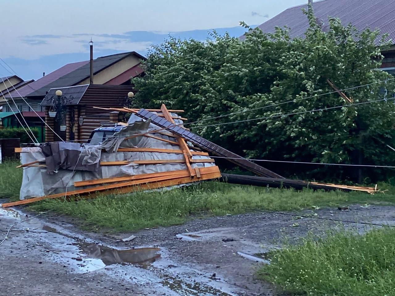 Фото Опубликованы кадры мощного урагана в Новосибирской области 3