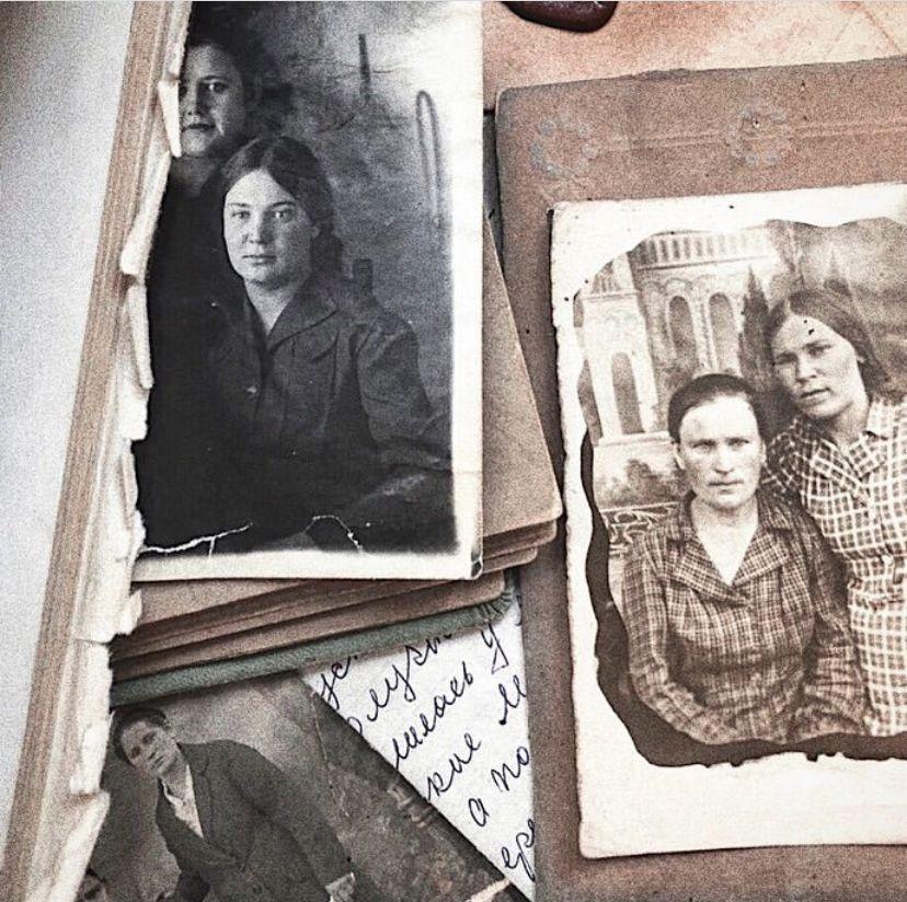 Фото Неделя с новосибирским Бюро генеалогии. С чего начинается семейный поиск: порядок в документах — первый шаг к истории рода 4 - Сиб.ФМ Фото Неделя с новосибирским Бюро генеалогии. С чего начинается семейный поиск: порядок в документах — первый шаг к истории рода 4