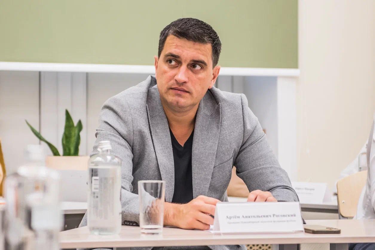 Фото Футбол с первого класса: как Новосибирск воспитывает будущих чемпионов 4