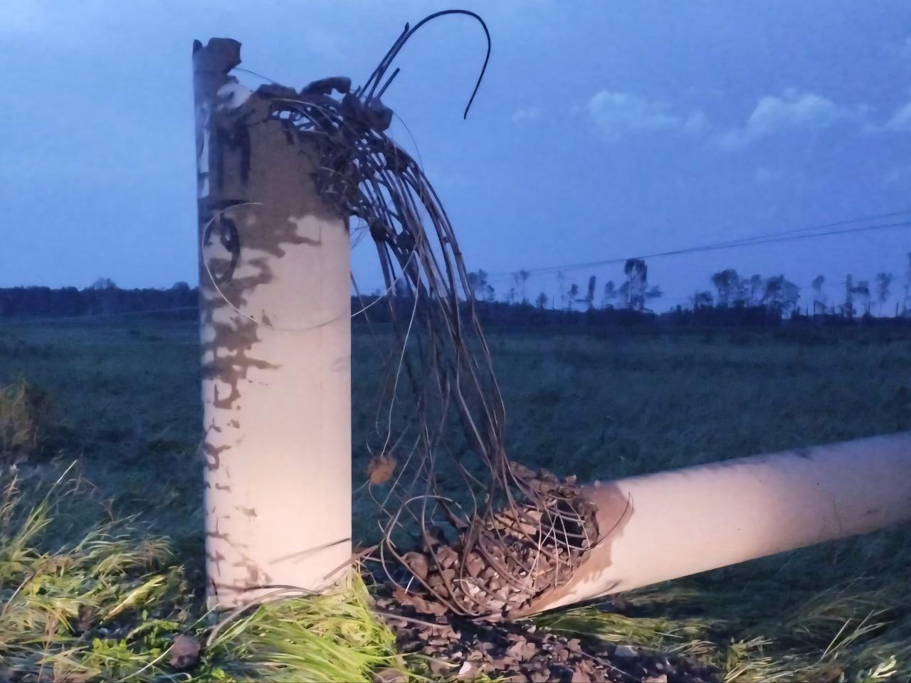 Фото Такого не было никогда. Мощный ураган обрушился на Новосибирскую область — 20 кадров разрушений 13