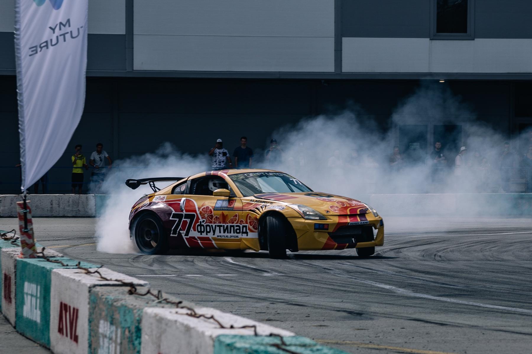 Фото Новосибирский форсаж. Опубликованы кадры гонок, где машины заносило на бешеной скорости 13 - Сиб.ФМ Фото Новосибирский форсаж. Опубликованы кадры гонок, где машины заносило на бешеной скорости 13