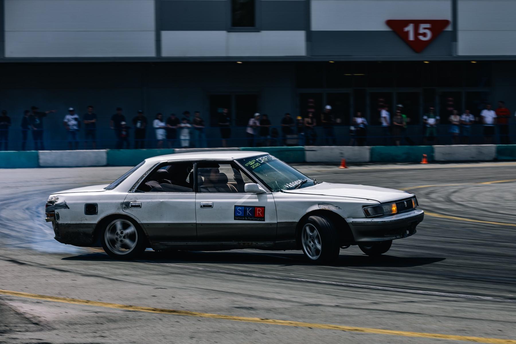 Фото Новосибирский форсаж. Опубликованы кадры гонок, где машины заносило на бешеной скорости 15 - Сиб.ФМ Фото Новосибирский форсаж. Опубликованы кадры гонок, где машины заносило на бешеной скорости 15
