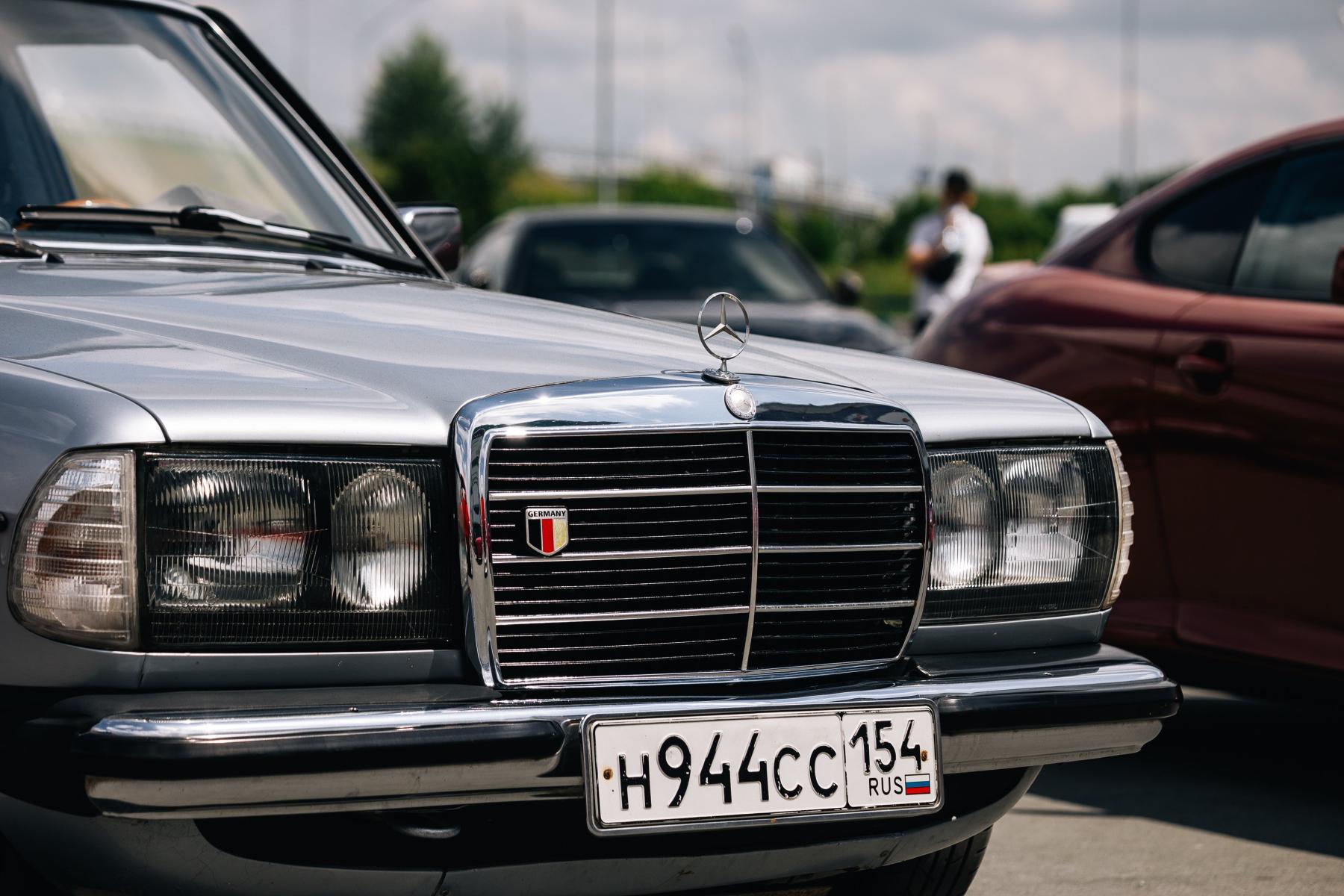 Фото Новосибирский форсаж. Опубликованы кадры гонок, где машины заносило на бешеной скорости 23 - Сиб.ФМ Фото Новосибирский форсаж. Опубликованы кадры гонок, где машины заносило на бешеной скорости 23