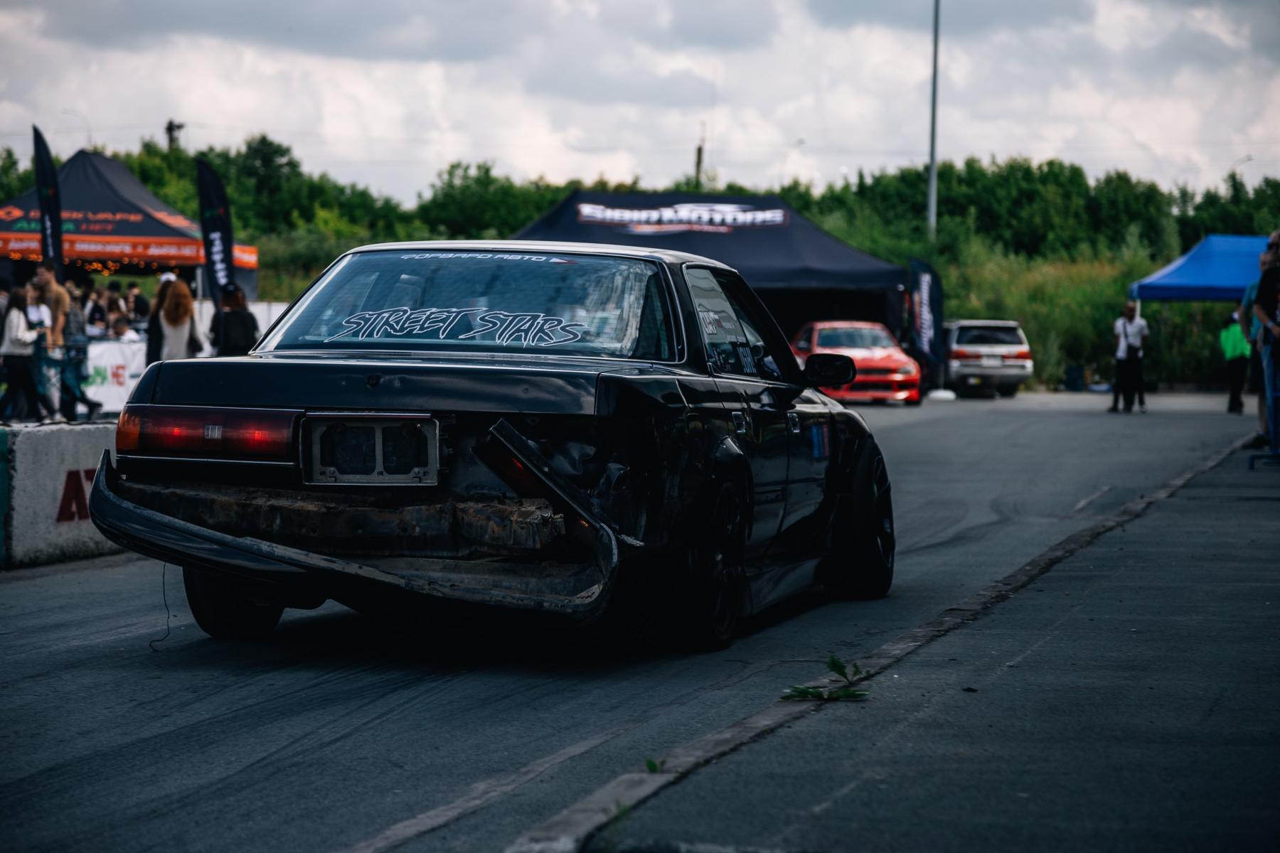 Фото Новосибирский форсаж. Опубликованы кадры гонок, где машины заносило на бешеной скорости 25 - Сиб.ФМ Фото Новосибирский форсаж. Опубликованы кадры гонок, где машины заносило на бешеной скорости 25