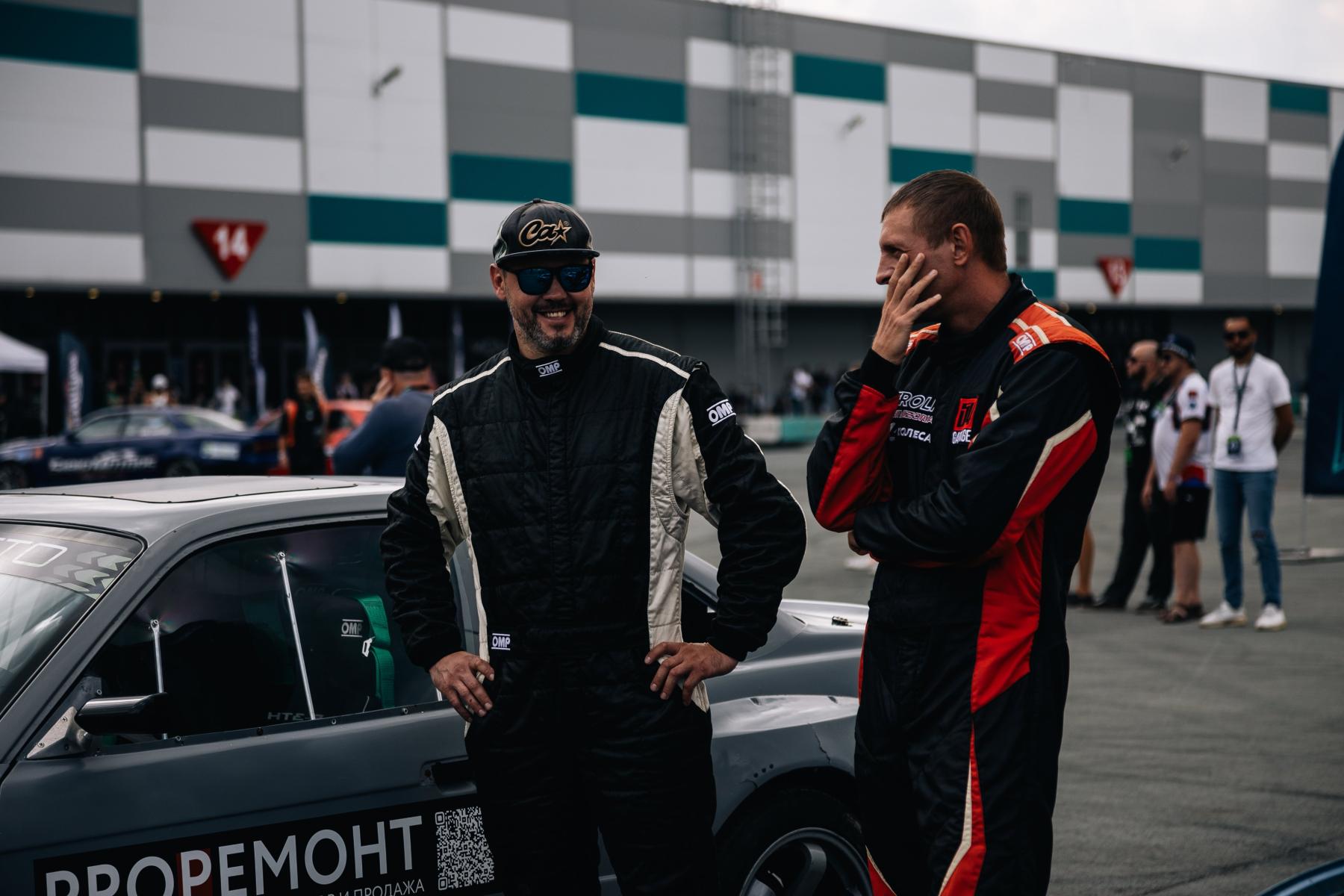 Фото Новосибирский форсаж. Опубликованы кадры гонок, где машины заносило на бешеной скорости 29 - Сиб.ФМ Фото Новосибирский форсаж. Опубликованы кадры гонок, где машины заносило на бешеной скорости 29