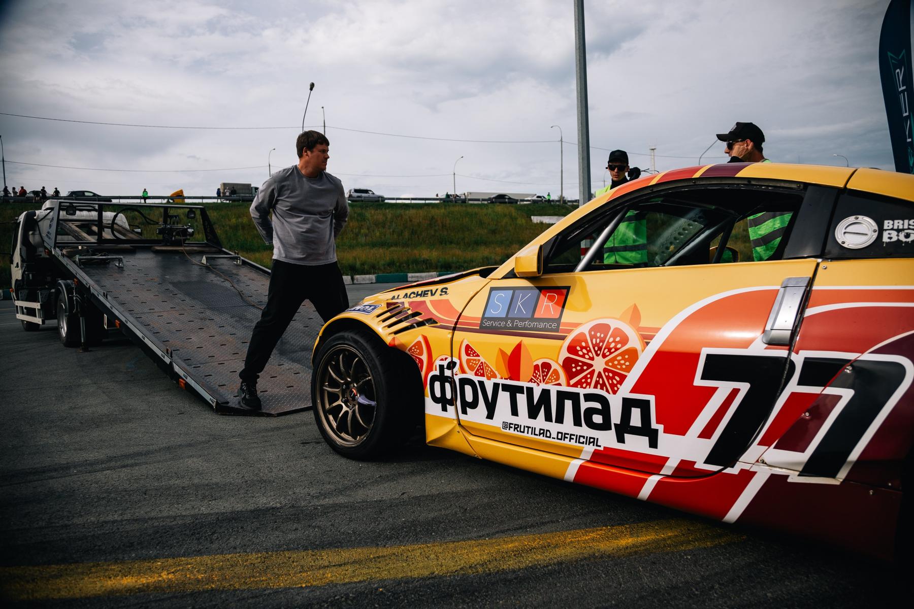 Фото Новосибирский форсаж. Опубликованы кадры гонок, где машины заносило на бешеной скорости 42 - Сиб.ФМ Фото Новосибирский форсаж. Опубликованы кадры гонок, где машины заносило на бешеной скорости 42