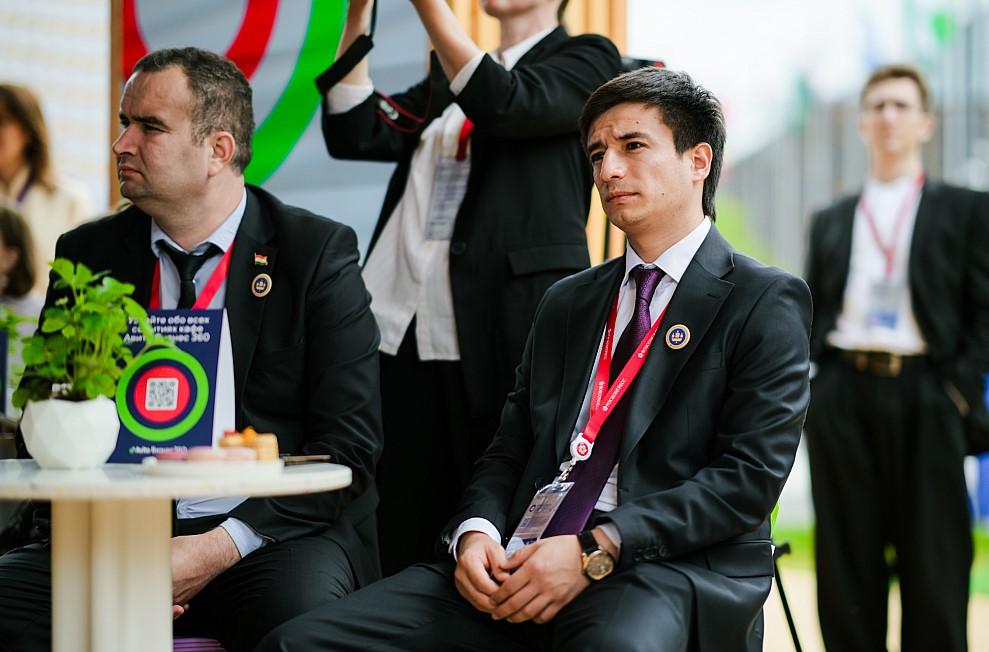 Фото 20% ВВП России приносит малый бизнес: на ПМЭФ прошел паблик-ток об эффективности МСП 2 - Сиб.ФМ Фото 20% ВВП России приносит малый бизнес: на ПМЭФ прошел паблик-ток об эффективности МСП 2