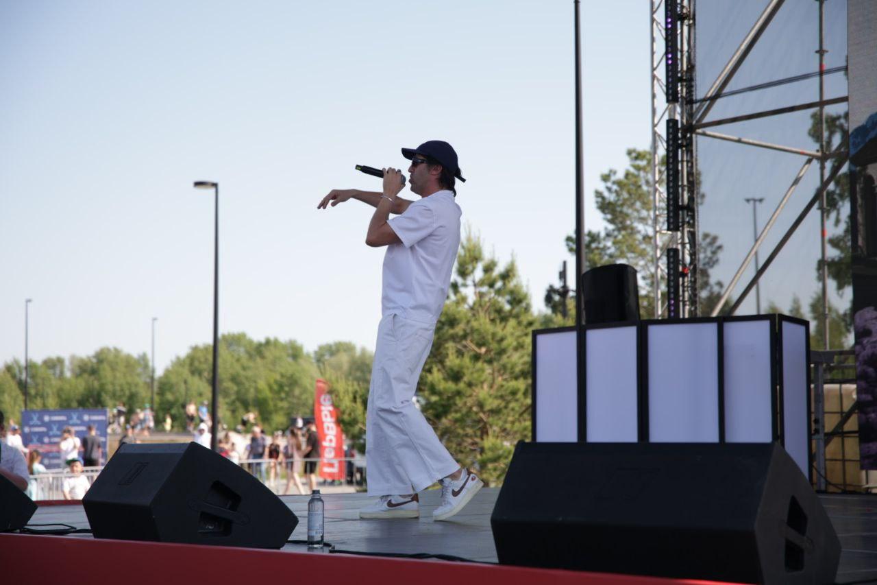 Фото «Тысячи детских улыбок» На Михайловской Набережной и в парке «Арена» в Новосибирске стартовал День защиты детей – ОНЛАЙН репортаж 59