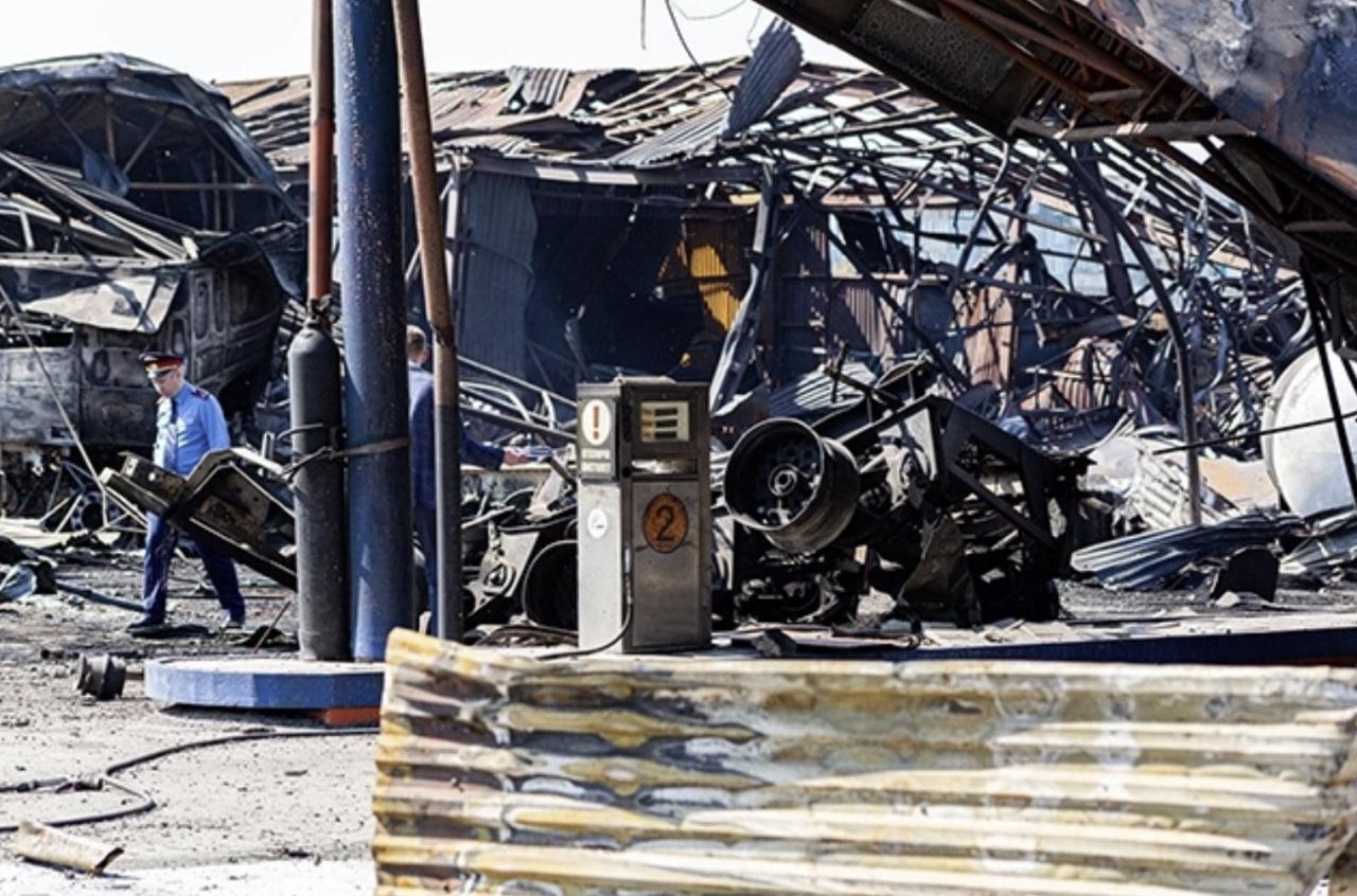 Фото В Новосибирске вспомнили страшные кадры взрыва на АЗС трехлетней давности 4 - Сиб.ФМ Фото В Новосибирске вспомнили страшные кадры взрыва на АЗС трехлетней давности 4