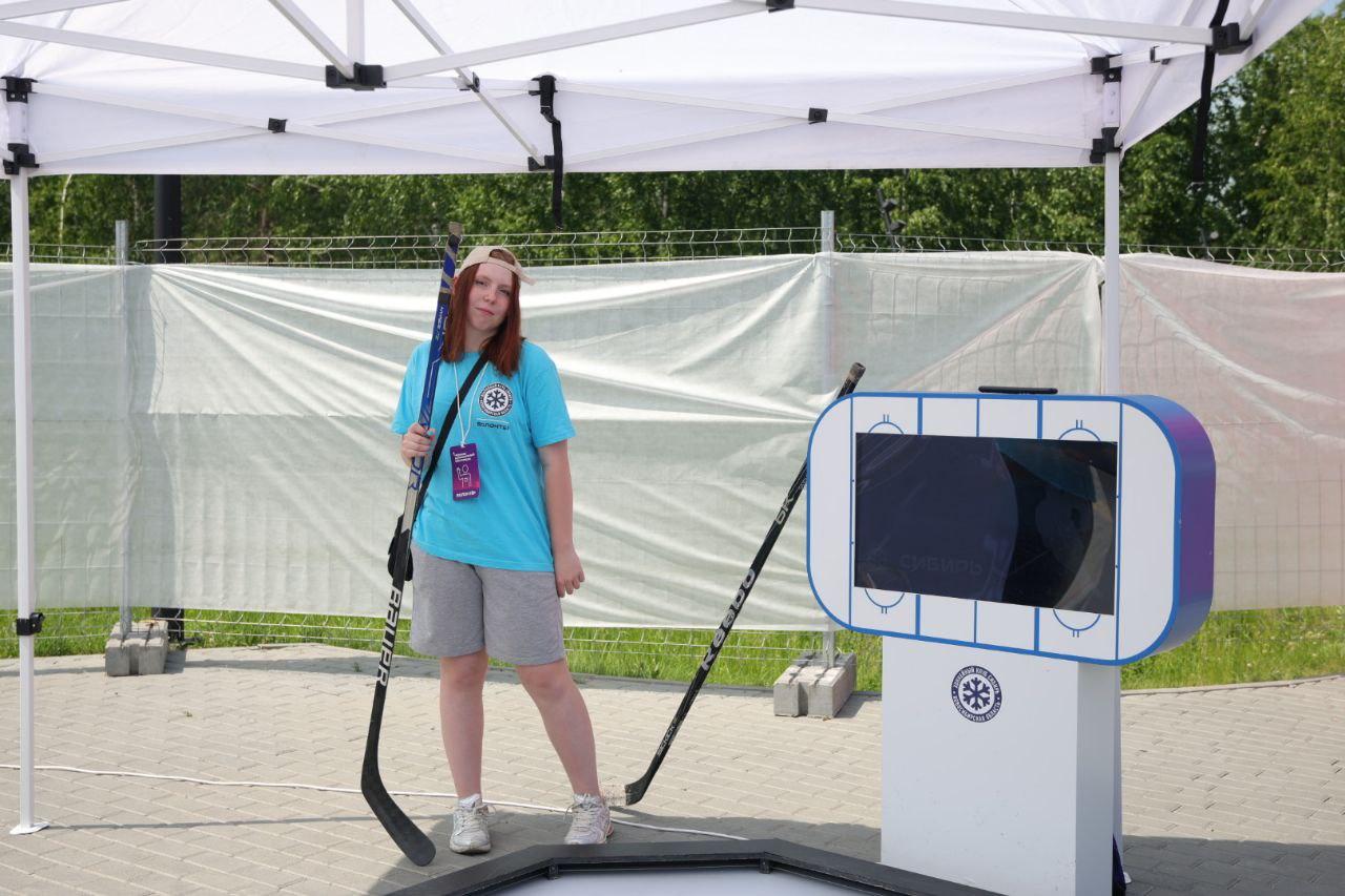 Фото Sigma Boy и Ramil собрали толпу фанатов в парке «Арена». Онлайн-репортаж Черника Music Fest 2025 в Новосибирске 14