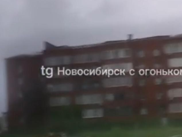 Фото Такого не было никогда. Мощный ураган обрушился на Новосибирскую область — 20 кадров разрушений 8