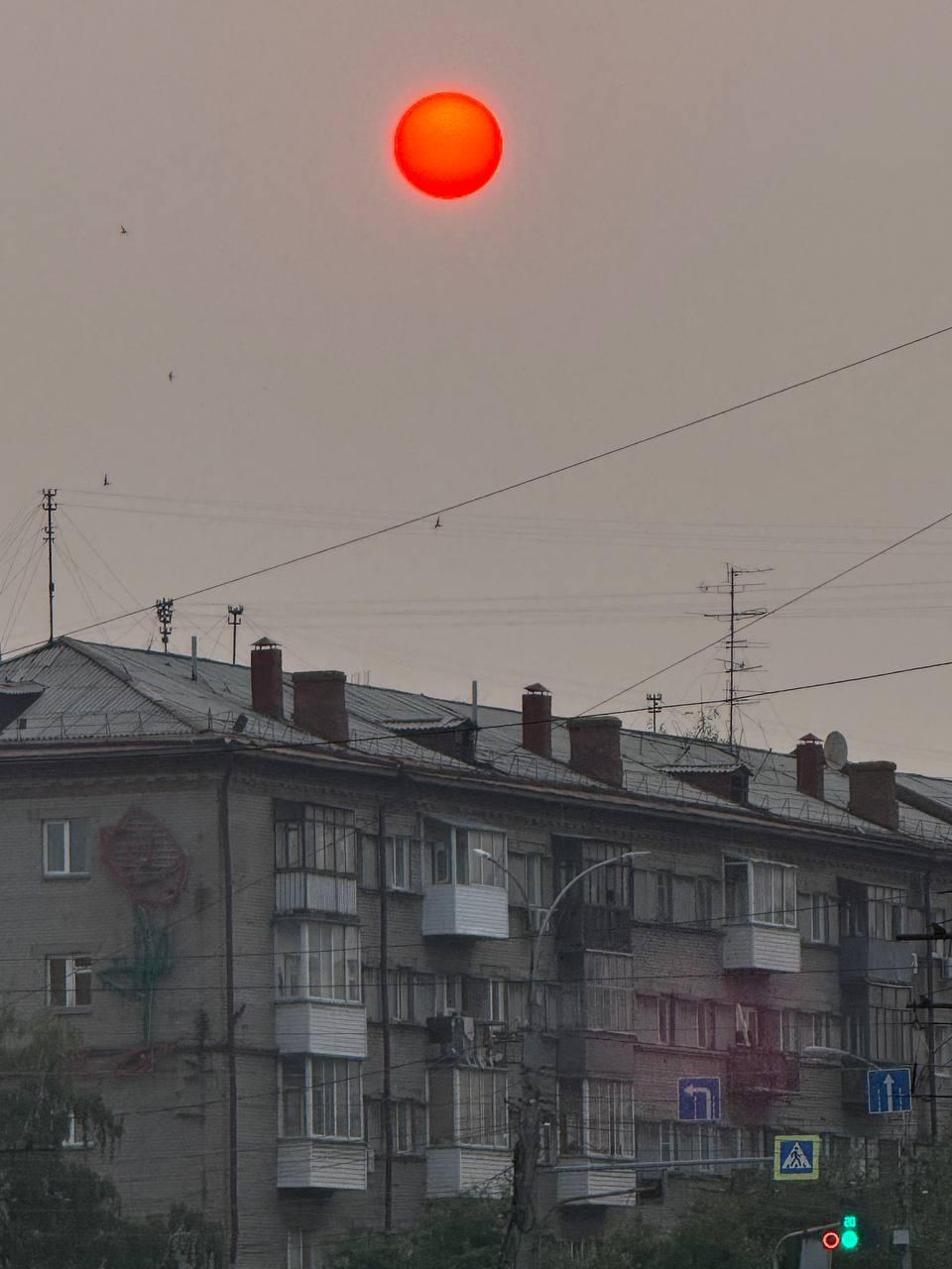 Фото Кроваво-красное солнце взошло над Новосибирском утром 22 июня 2 - Сиб.ФМ Фото Кроваво-красное солнце взошло над Новосибирском утром 22 июня 2