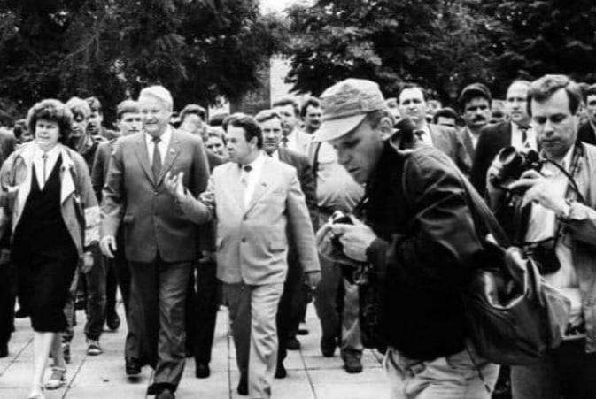 Фото Как Новосибирск встречал Ельцина: 30 лет историческому визиту действующего президента 6 - Сиб.ФМ Фото Как Новосибирск встречал Ельцина: 30 лет историческому визиту действующего президента 6