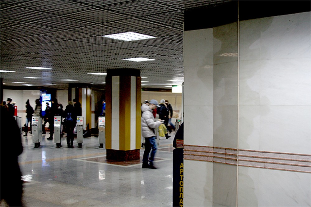 Фото метро золотая нива