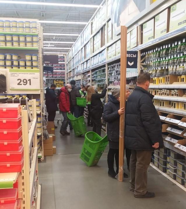 Режим работы табличка. Какие магазины будут работать. Какие магазины будут работать. Какие магазины будут работать. Режим работы табличка.