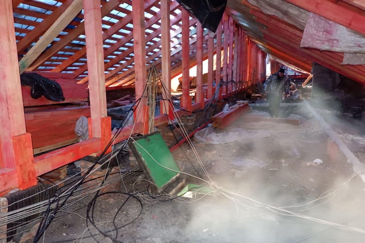Фото «Вот бы это Мишустину показать»: заледеневший после капремонта дом привёл в ужас новосибирских общественников 3