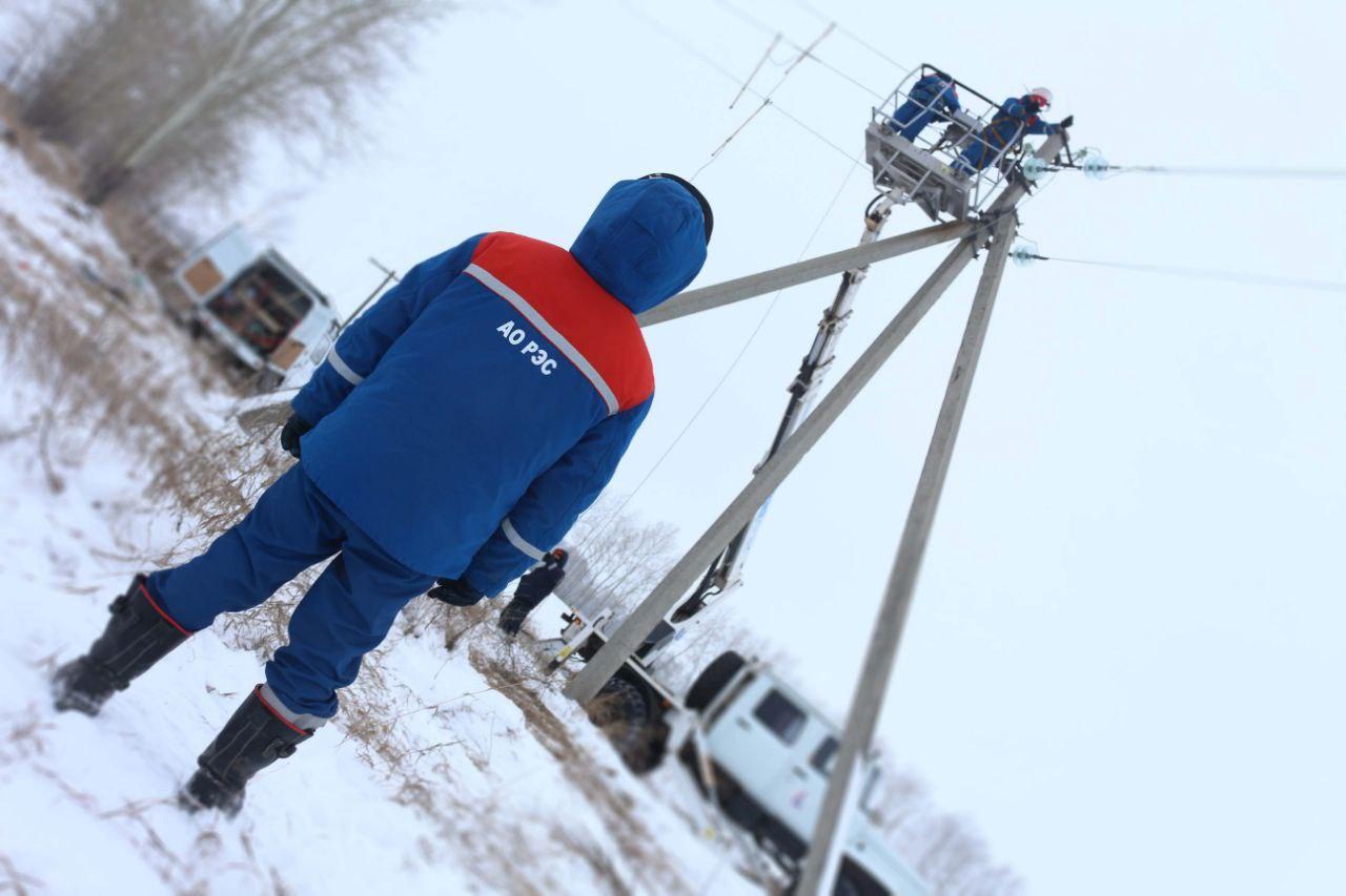 Месяц после взрыва на Линейной в Новосибирске, возвращение космонавта  Кикиной на Землю и голодная кома 5-летнего мальчика - итоги недели на Сиб.  Фм - sib.fm