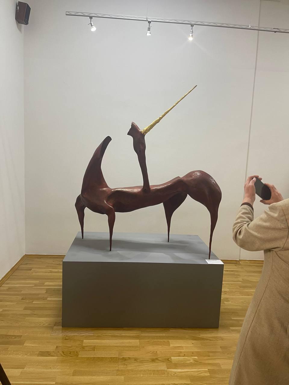 Фото В Новосибирске открылась выставка бурятского скульптора Даши Намдакова 2