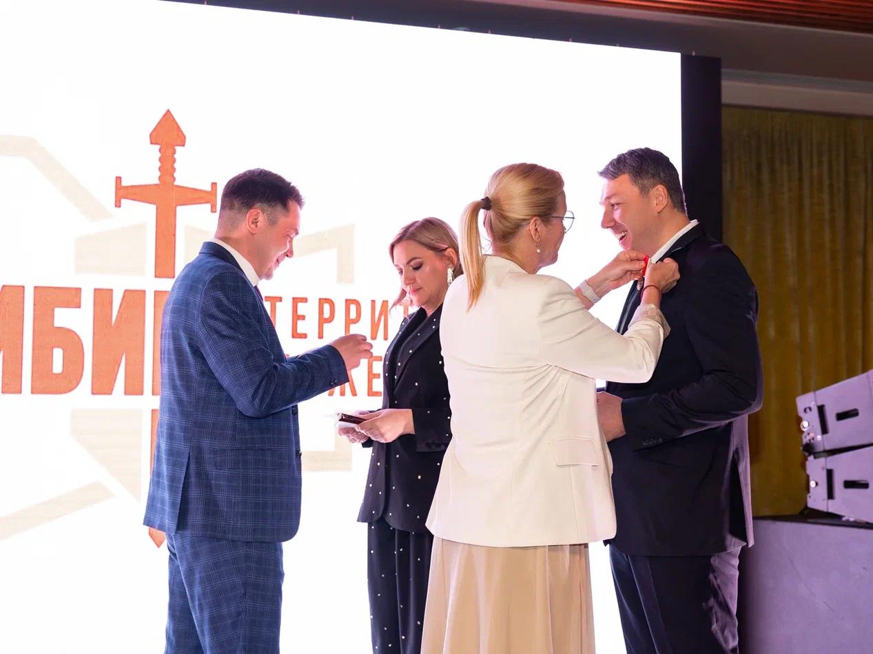 Фото Новосибирских предпринимателей наградили на бизнес-премии «Звёздная лига» — фоторепортаж 34
