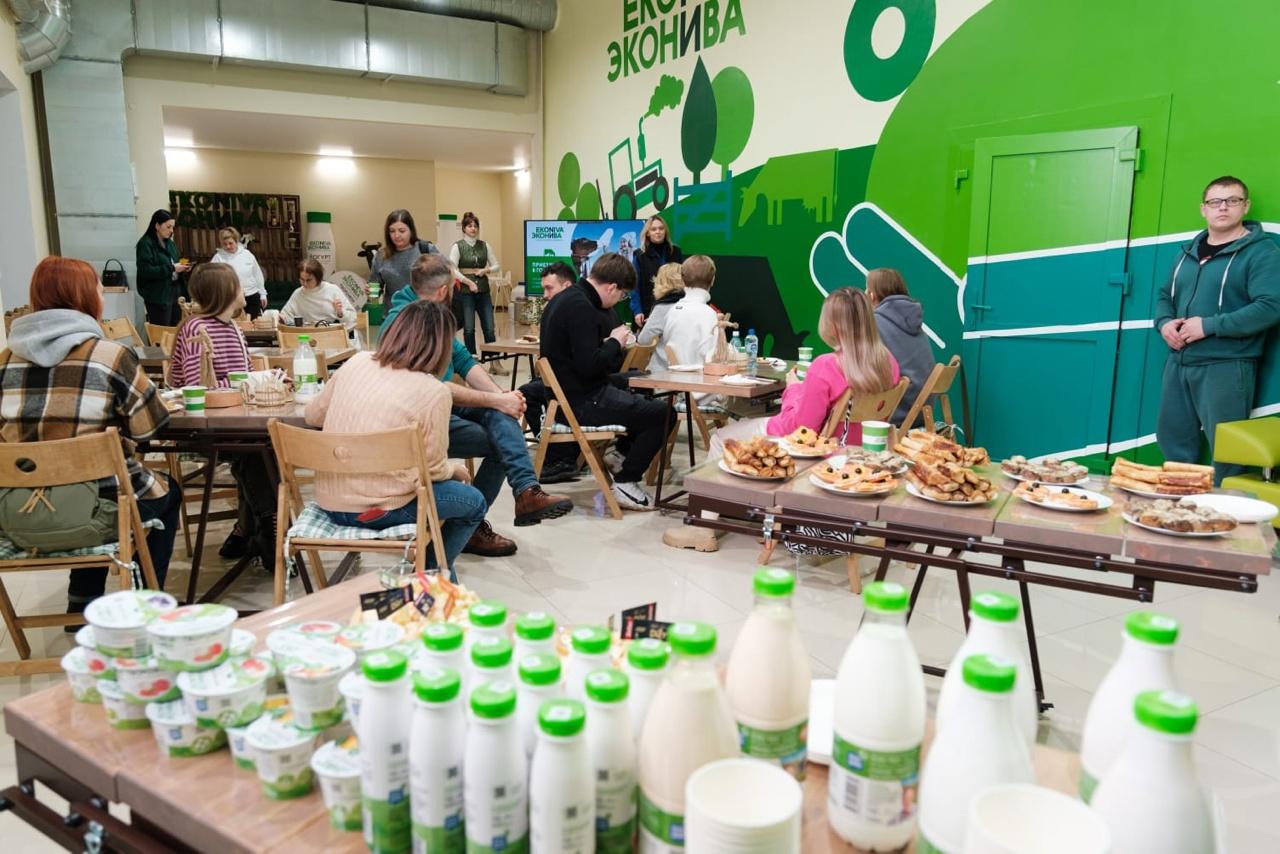 Фото Веселая Масленица и другие праздники: почему новосибирцы в выходные массово едут на молочную ферму 3 - Сиб.ФМ Фото Веселая Масленица и другие праздники: почему новосибирцы в выходные массово едут на молочную ферму 3