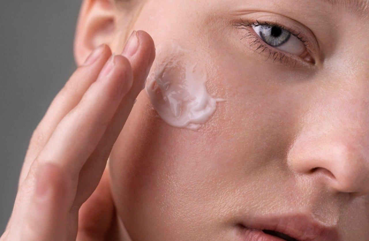 Фото Зимний уход за лицом: основные советы по сохранению сияния кожи 2