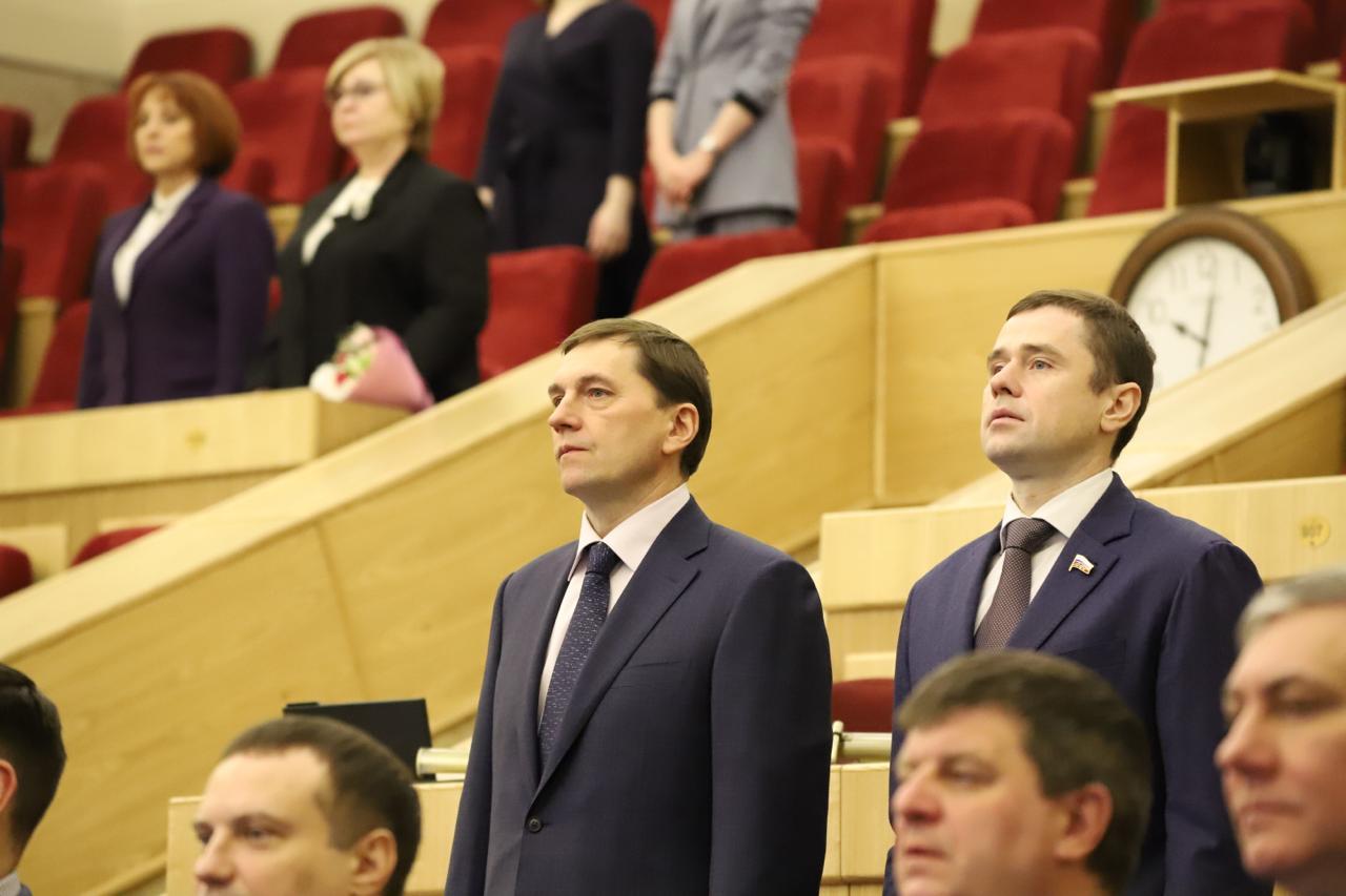 Фото В Новосибирске началась 42-я сессия Законодательного собрания 2