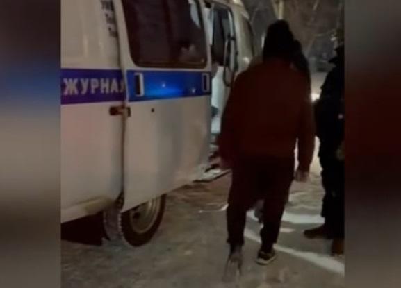 Фото Путин требует заметно усилить борьбу с нелегальными мигрантами. Какой шаг предпримет МВД? 3 - Сиб.ФМ Фото Путин требует заметно усилить борьбу с нелегальными мигрантами. Какой шаг предпримет МВД? 3