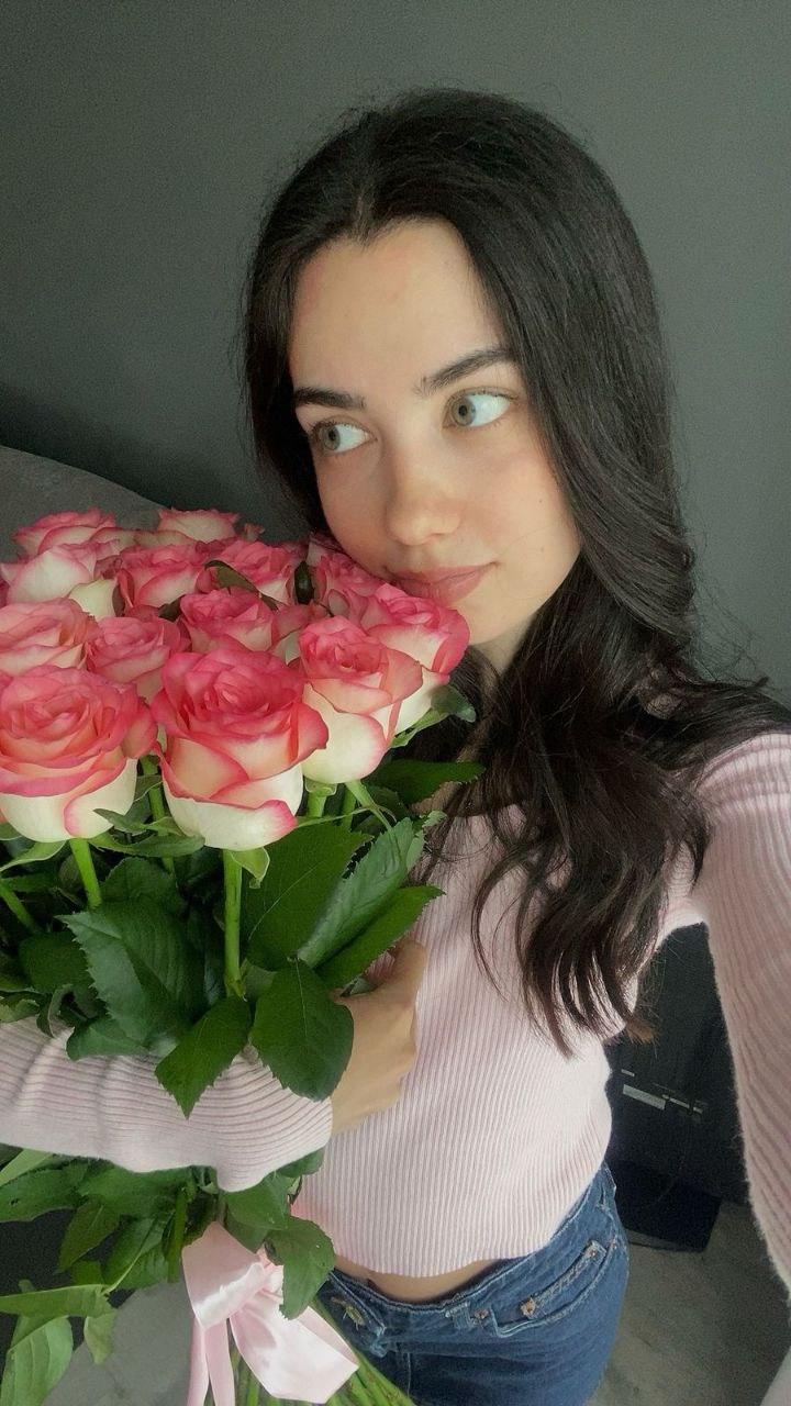 Фото Новосибирские женщины показали свои букеты на 8 Марта 12 - Сиб.ФМ Фото Новосибирские женщины показали свои букеты на 8 Марта 12