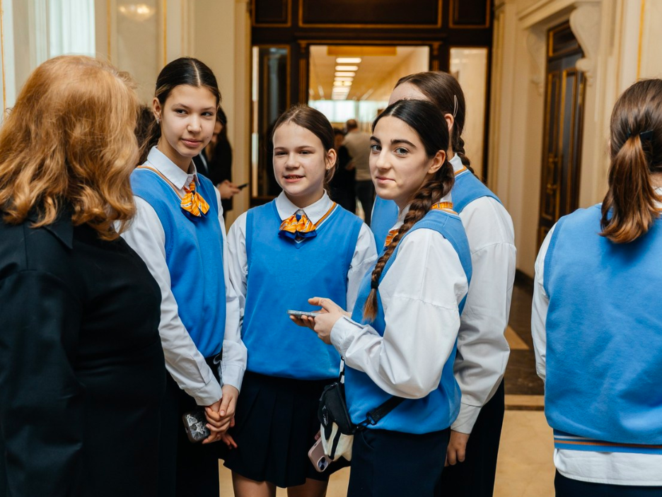 Фото В Новосибирске названы имена победителей бизнес-премии «Звёздная лига»: яркие кадры церемонии награждения 41 - Сиб.ФМ Фото В Новосибирске названы имена победителей бизнес-премии «Звёздная лига»: яркие кадры церемонии награждения 41