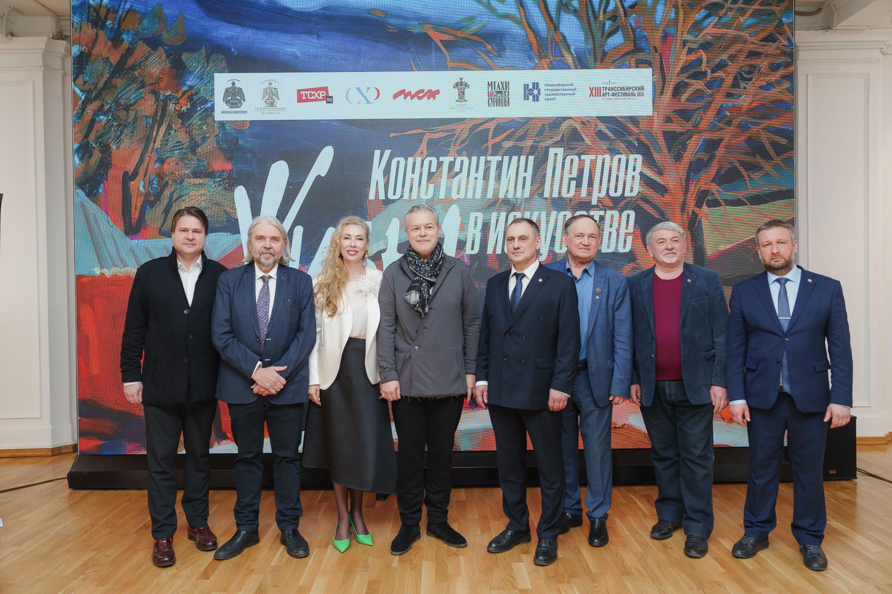 Фото В Художественном музее открылась выставка Константина Петрова в рамках Транссибирского Арт-Фестиваля 2