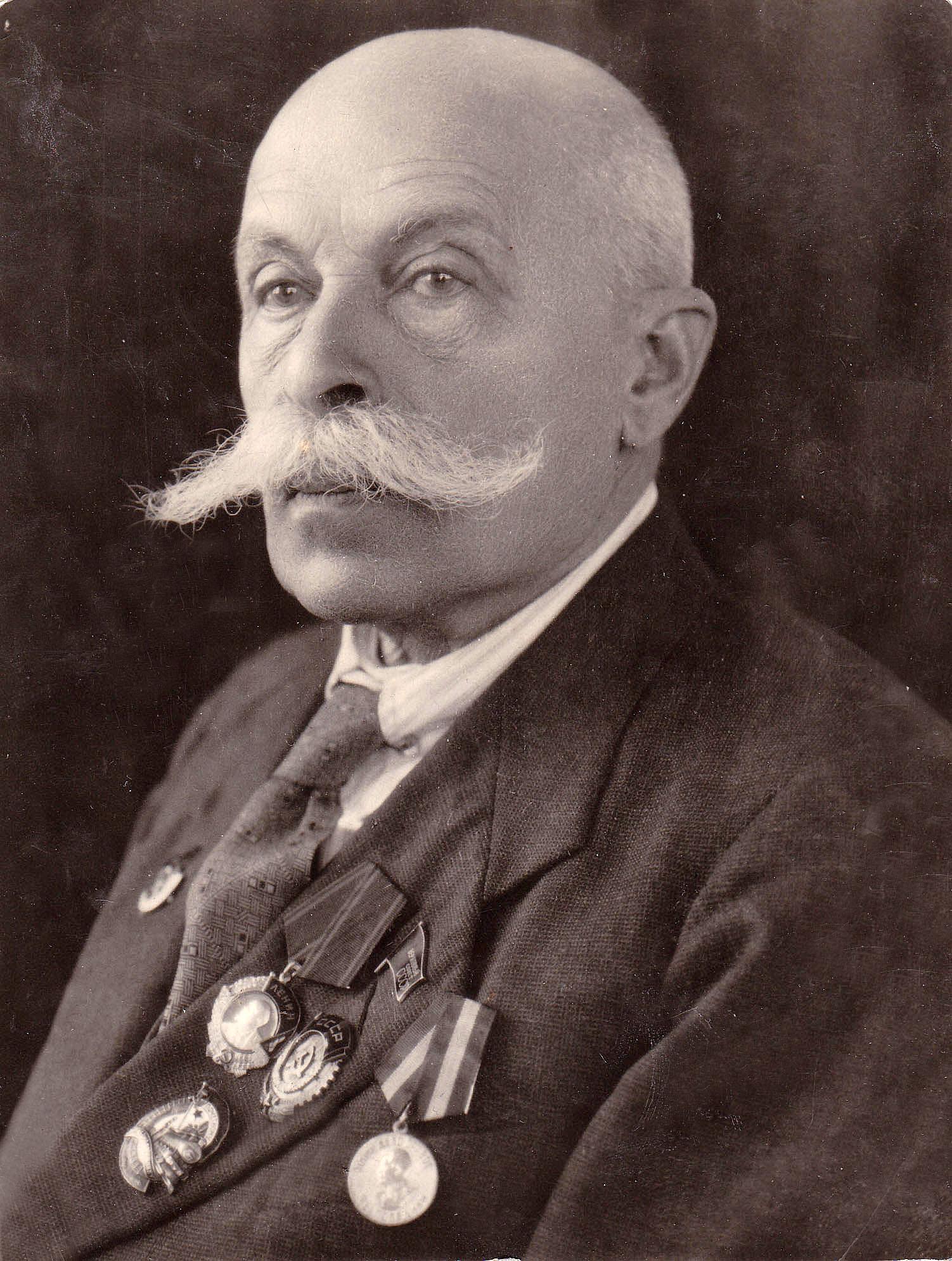 Фото «Фотографии» костей и мобильные кабинеты: опубликованы архивные снимки новосибирского рентгена в СССР 3 - Сиб.ФМ Фото «Фотографии» костей и мобильные кабинеты: опубликованы архивные снимки новосибирского рентгена в СССР 3