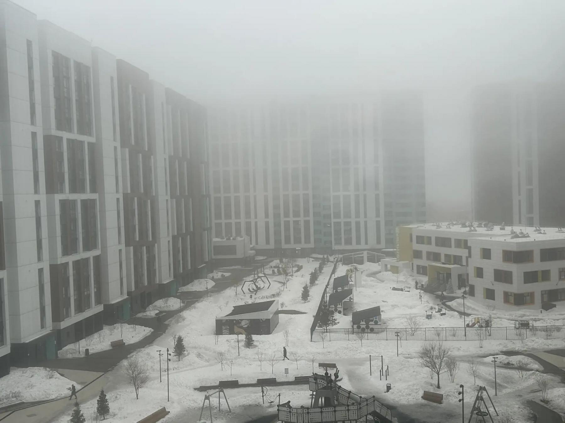 Фото Густой туман опустился на Новосибирск утром 27 марта 4