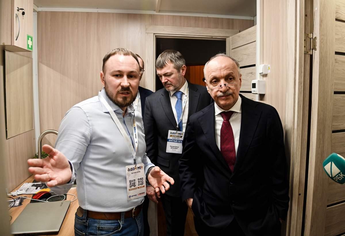 Фото В Новосибирске открылась международная выставка-форум «Добыча. Обогащение. Металлургия». Фоторепортаж 11