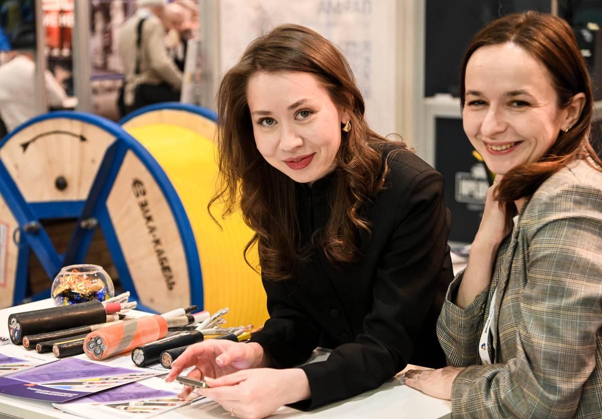 Фото В Новосибирске открылась международная выставка-форум «Добыча. Обогащение. Металлургия». Фоторепортаж 17