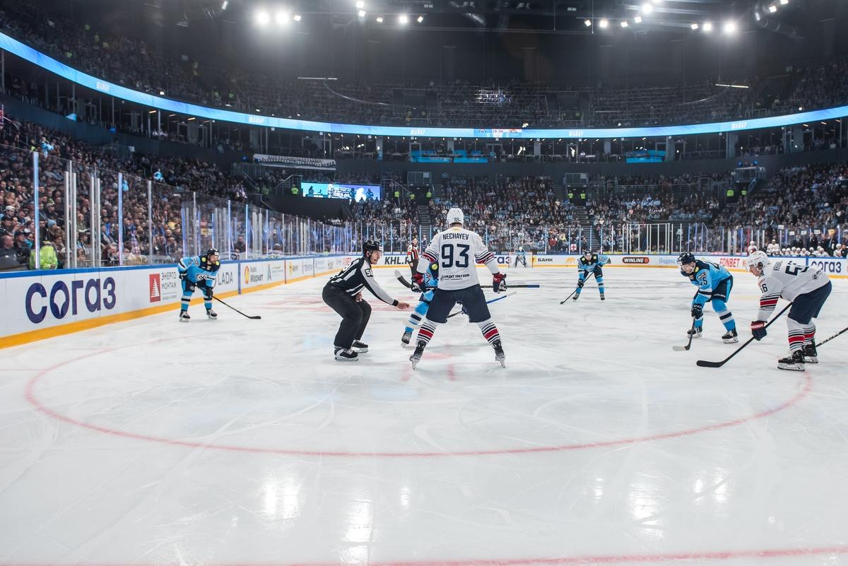 Фото Новосибирская «Сибирь» одержала волевую победу над «Металлургом»: яркие кадры напряжённого матча 15