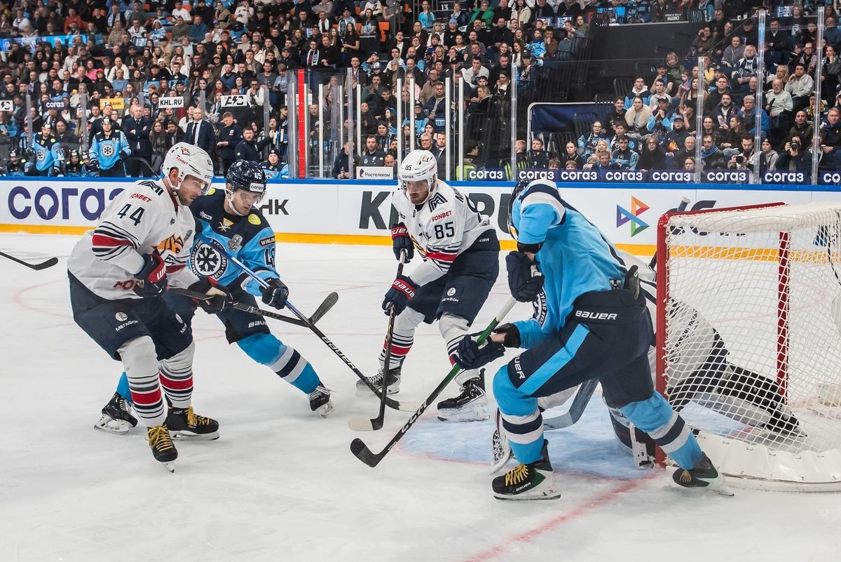 Фото Новосибирская «Сибирь» одержала волевую победу над «Металлургом»: яркие кадры напряжённого матча 19