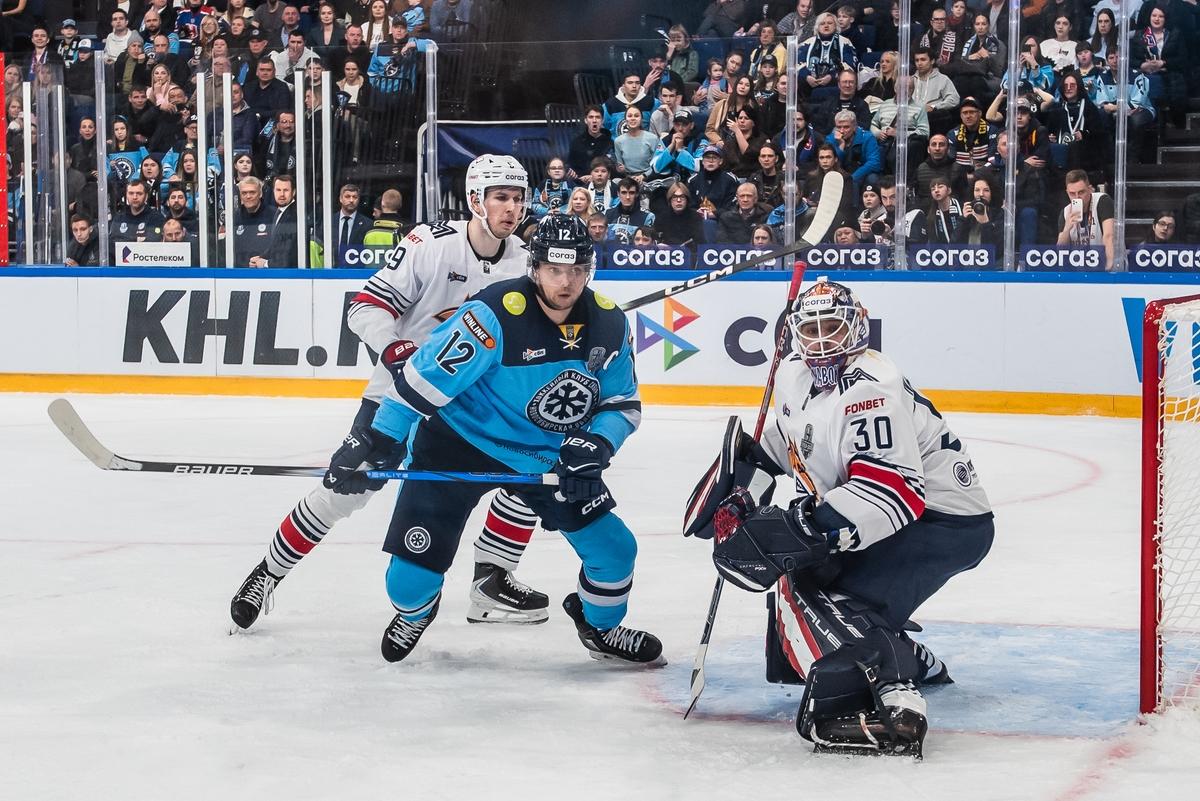 Фото Новосибирская «Сибирь» одержала волевую победу над «Металлургом»: яркие кадры напряжённого матча 23