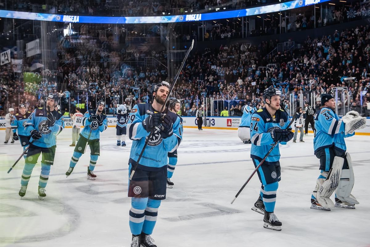 Фото Новосибирская «Сибирь» одержала волевую победу над «Металлургом»: яркие кадры напряжённого матча 35