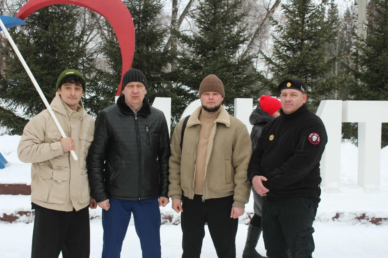 Фото В Искитиме отметили День воссоединения Крыма и Севастополя с Россией 2