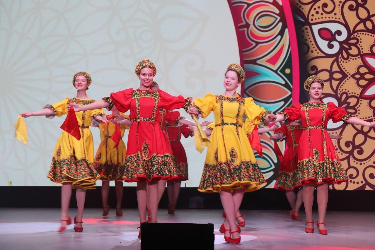 Фото В Искитиме торжественно отпраздновали День работника культуры 4