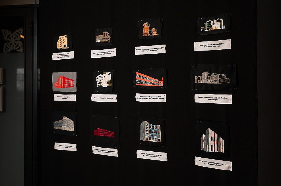 Фото Вышитый конструктивизм. В Новосибирске открылась выставка Саши Браулова «Стежки прогресса» 7