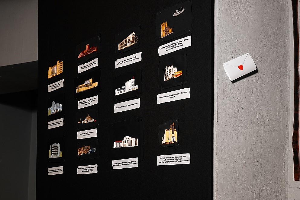 Фото Вышитый конструктивизм. В Новосибирске открылась выставка Саши Браулова «Стежки прогресса» 10