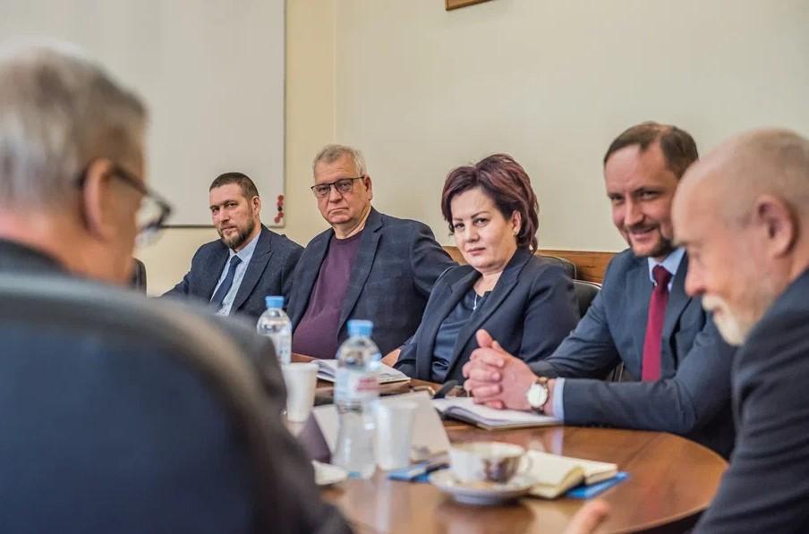 Фото В Новосибирске обсудили предстоящий форум «Добыча. Обогащение. Металлургия – 2026» 2