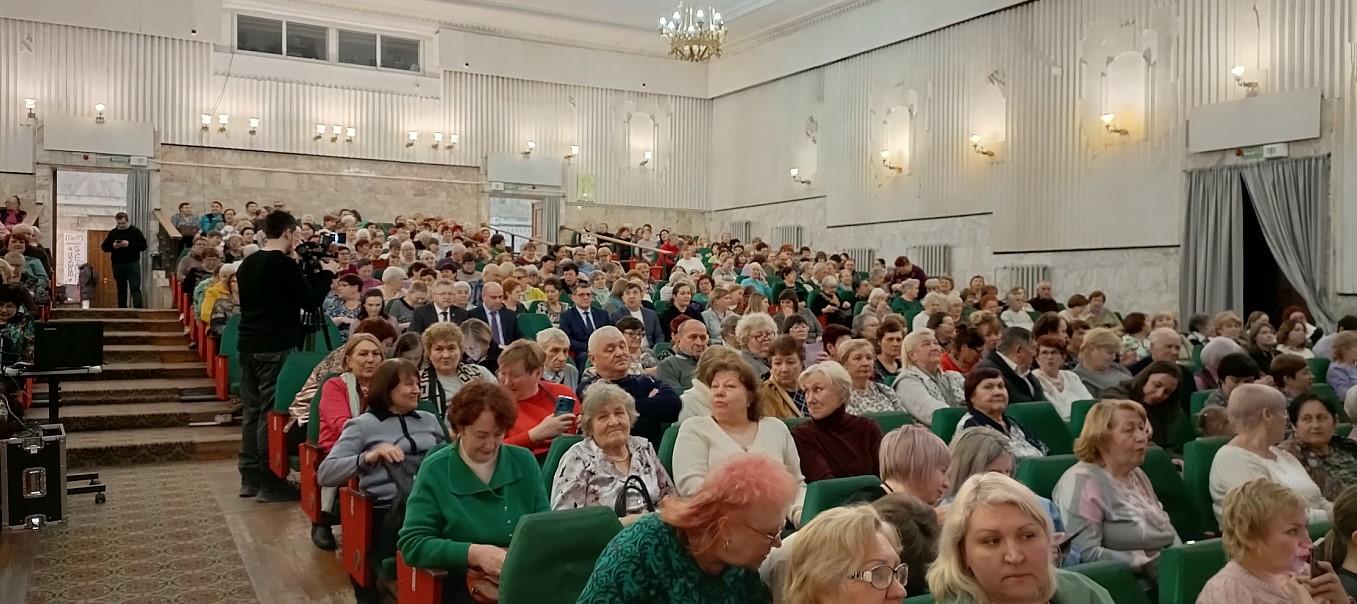 Фото Праздничный концерт для семей участников СВО и волонтеров прошел в Новосибирске 5