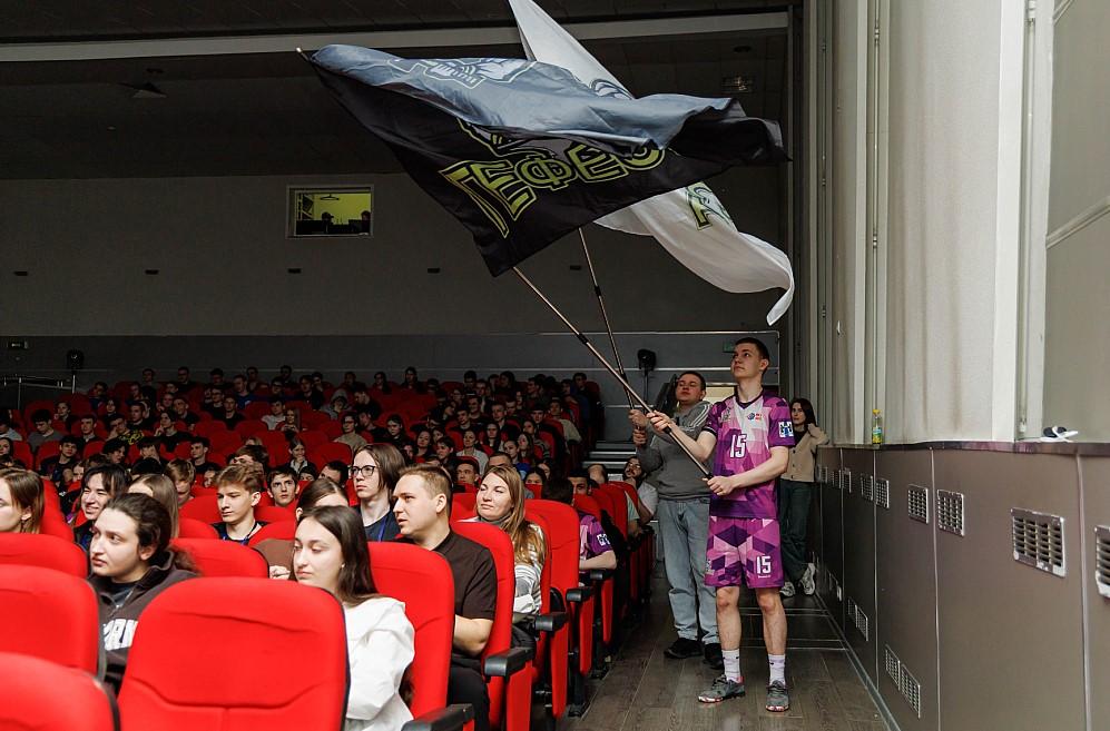 Фото В СГУГиТ начался масштабный фестиваль студенческого спорта «УниверФест» 3