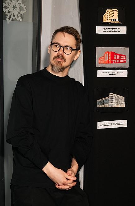 Фото Вышитый конструктивизм. В Новосибирске открылась выставка Саши Браулова «Стежки прогресса» 2