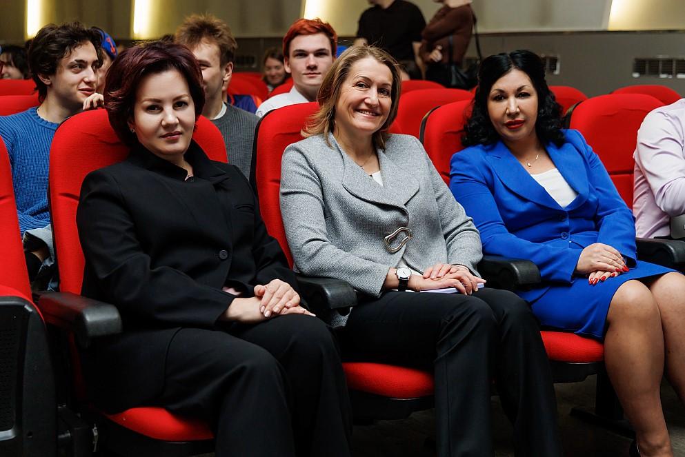 Фото В СГУГиТ начался масштабный фестиваль студенческого спорта «УниверФест» 2