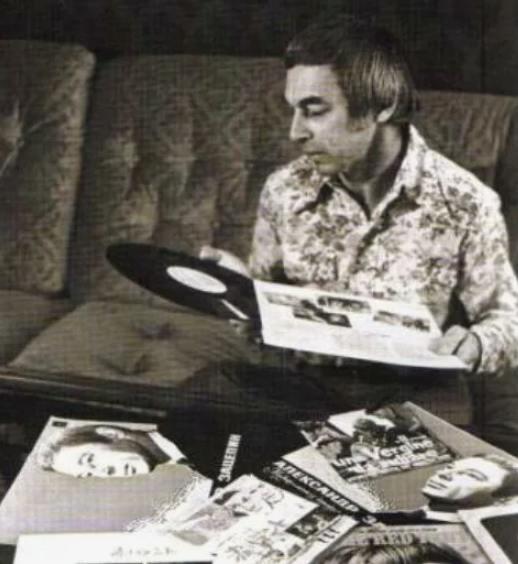 Фото В Новосибирске опубликованы редкие кадры легендарного композитора Александра Зацепина в честь его 100-летия 6