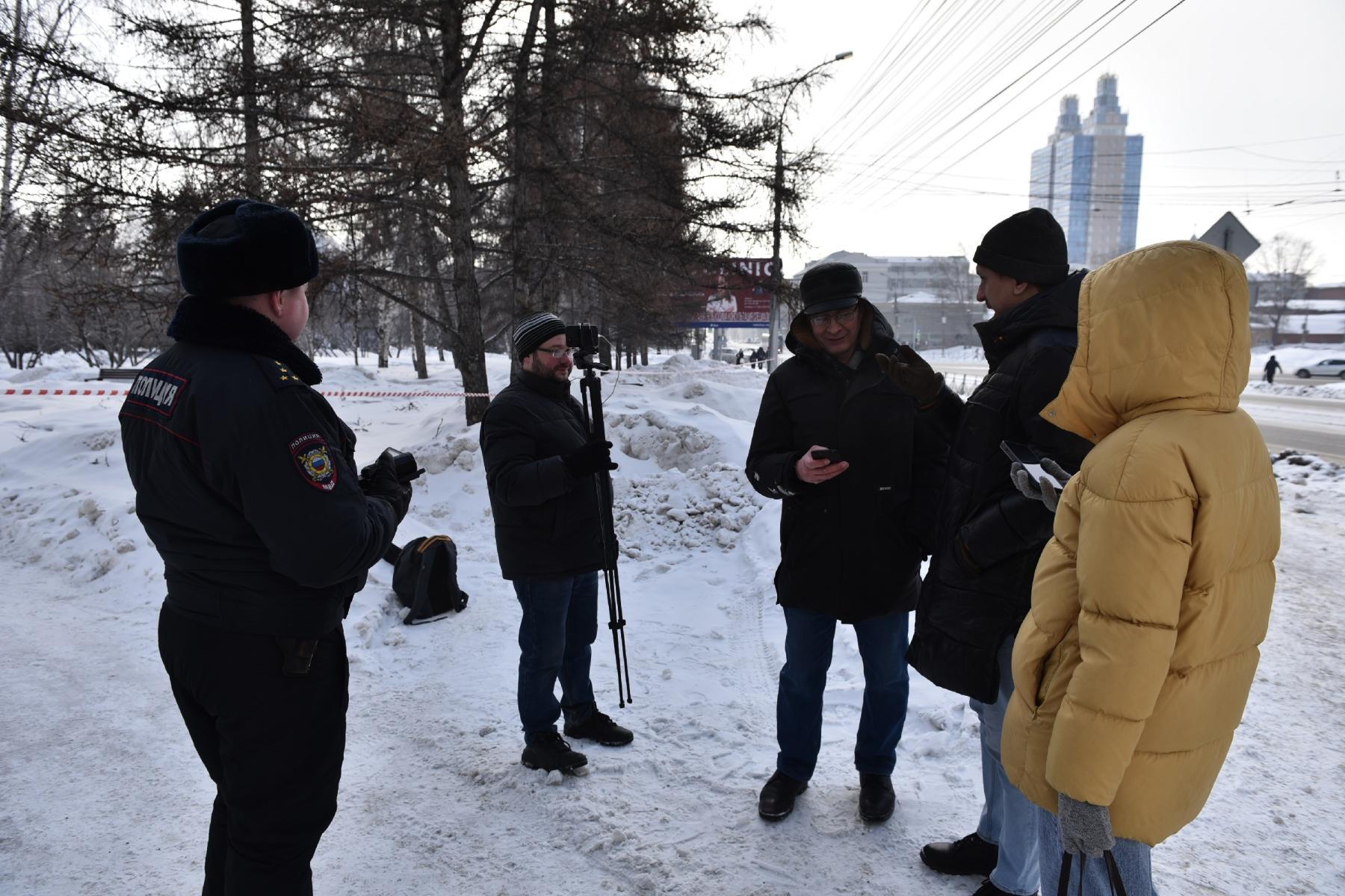 Фото В Новосибирске опубликованы кадры задержания 16 участников митинга против блокировки Telegram 15